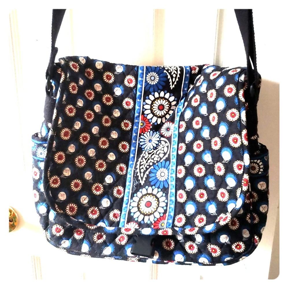 *Make an offer!* Vera Bradley Messenger Bag